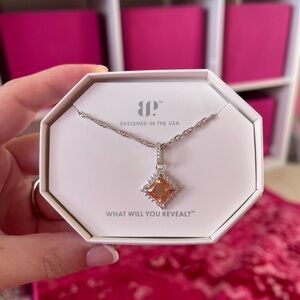 BRAND NEW Bomb Party OG Necklace 🤎